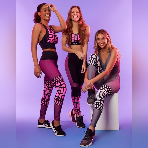 Square Geometric Stylish Black and Gray Women's Leggings - Picture 6 of 6